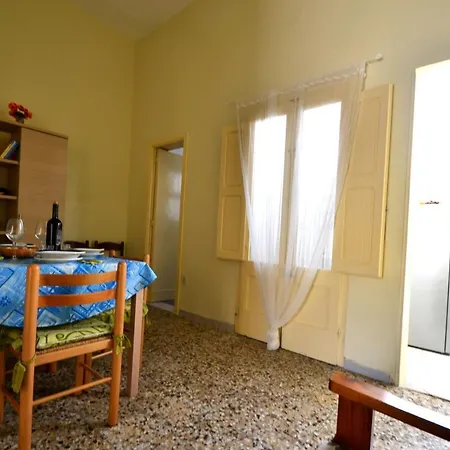 Ll84 Per 4 Pax Luce *