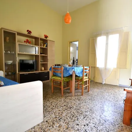 Ll84 Per 4 Pax Luce アパート *