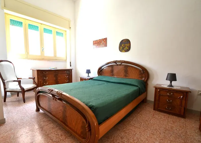Ll84 Per 4 Pax Luce * Roca
